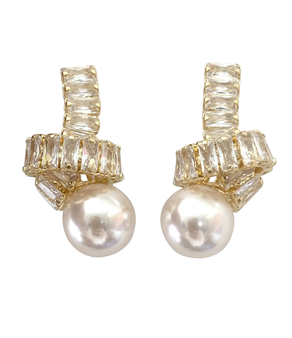 Pearl Twist Earring